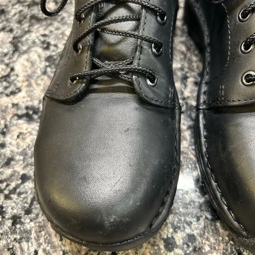 RED WING 2323 Size 5.5 Leather Aluminum Toe Work Oil Resistant Steel Oxford Shoe